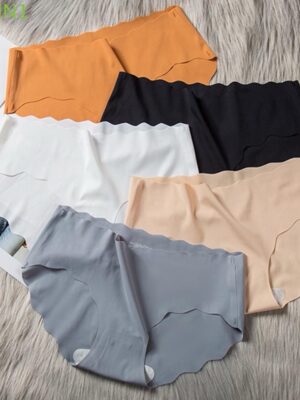 Pantaleta curvas 🥰 media docena
