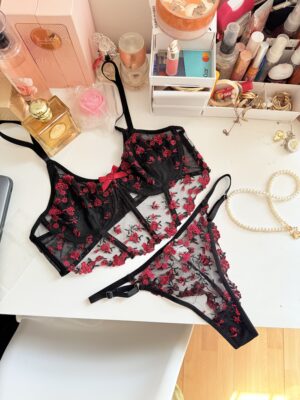 Set Miriam
